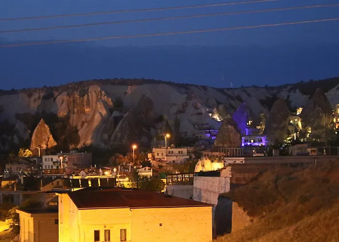 Moira Stone House 3*